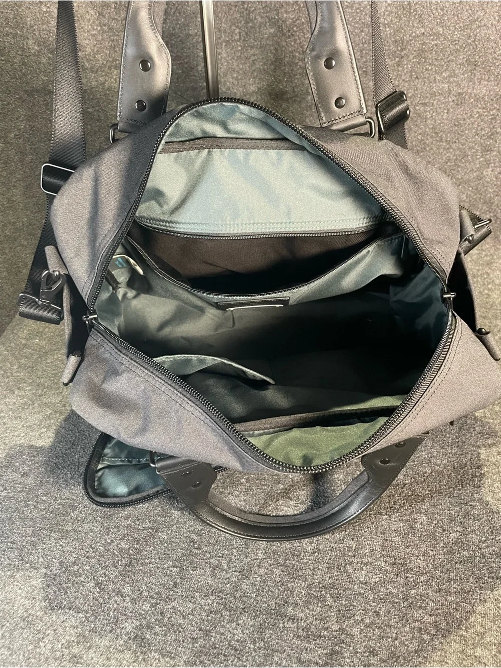 Victorinox Swiss Army Architecture Urban Dunant Essentials Day Bag